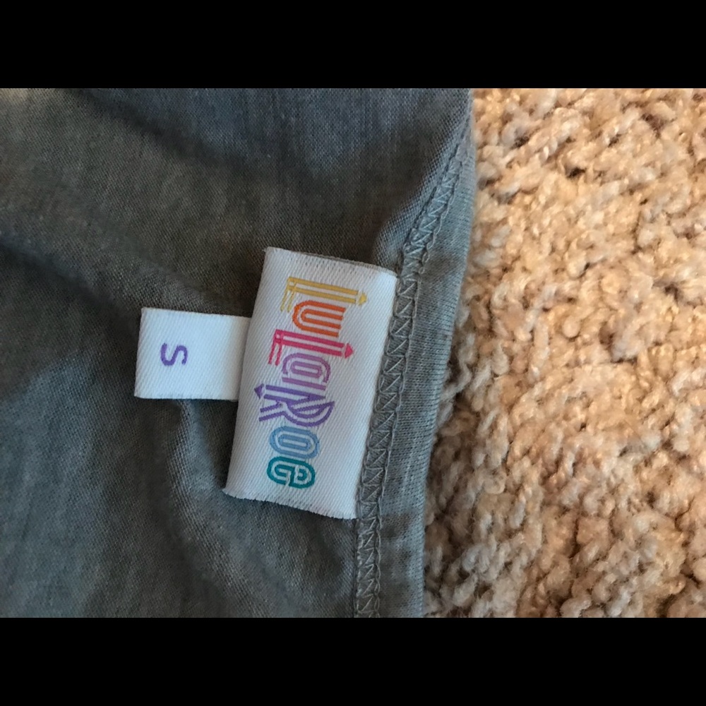 Lularoe randy - Picture 3 of 4